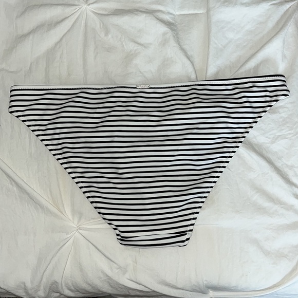 Black and White Striped Abercrombie & Fitch swim bottom - Picture 3 of 3
